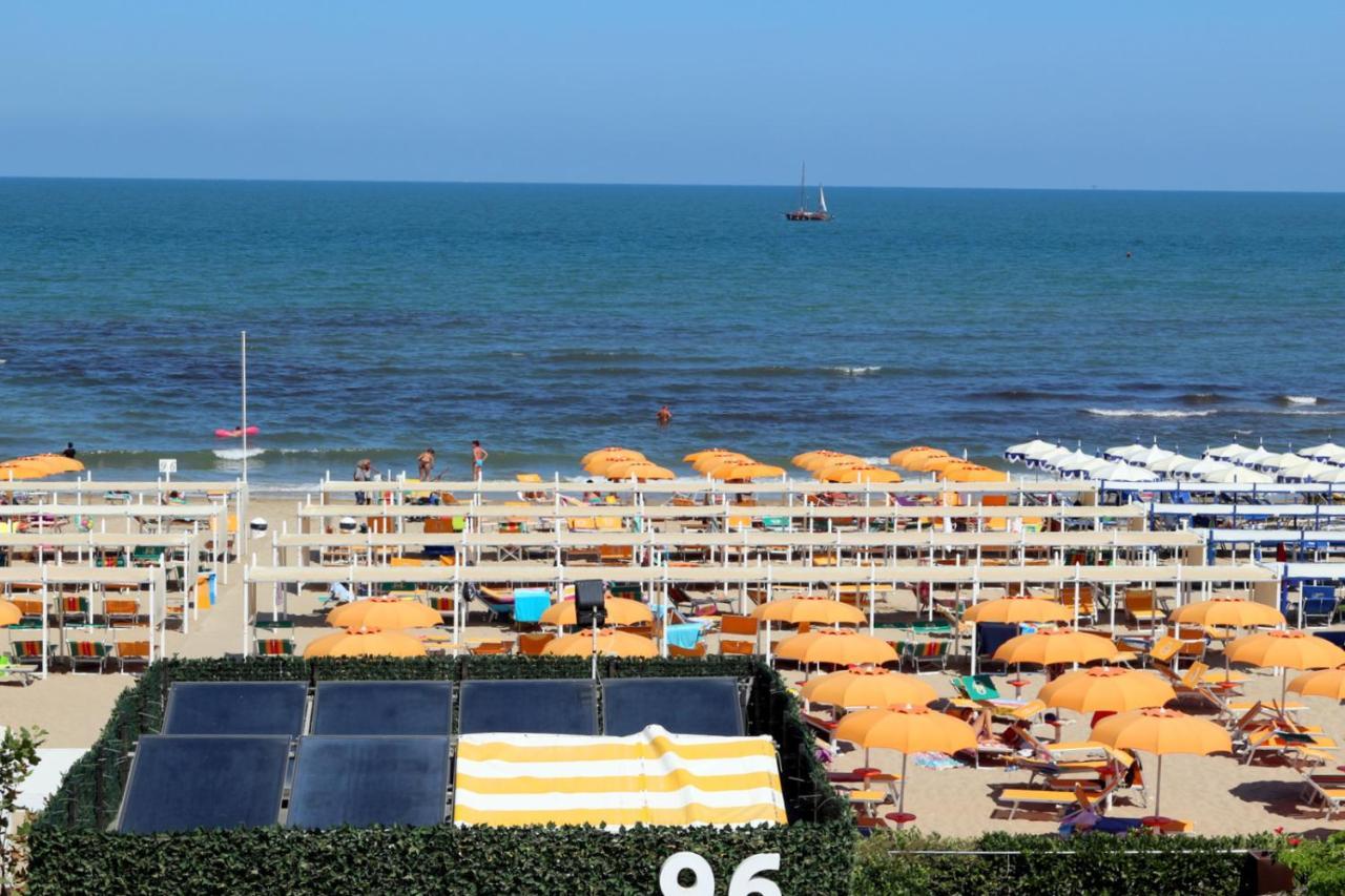Record 3* Riccione